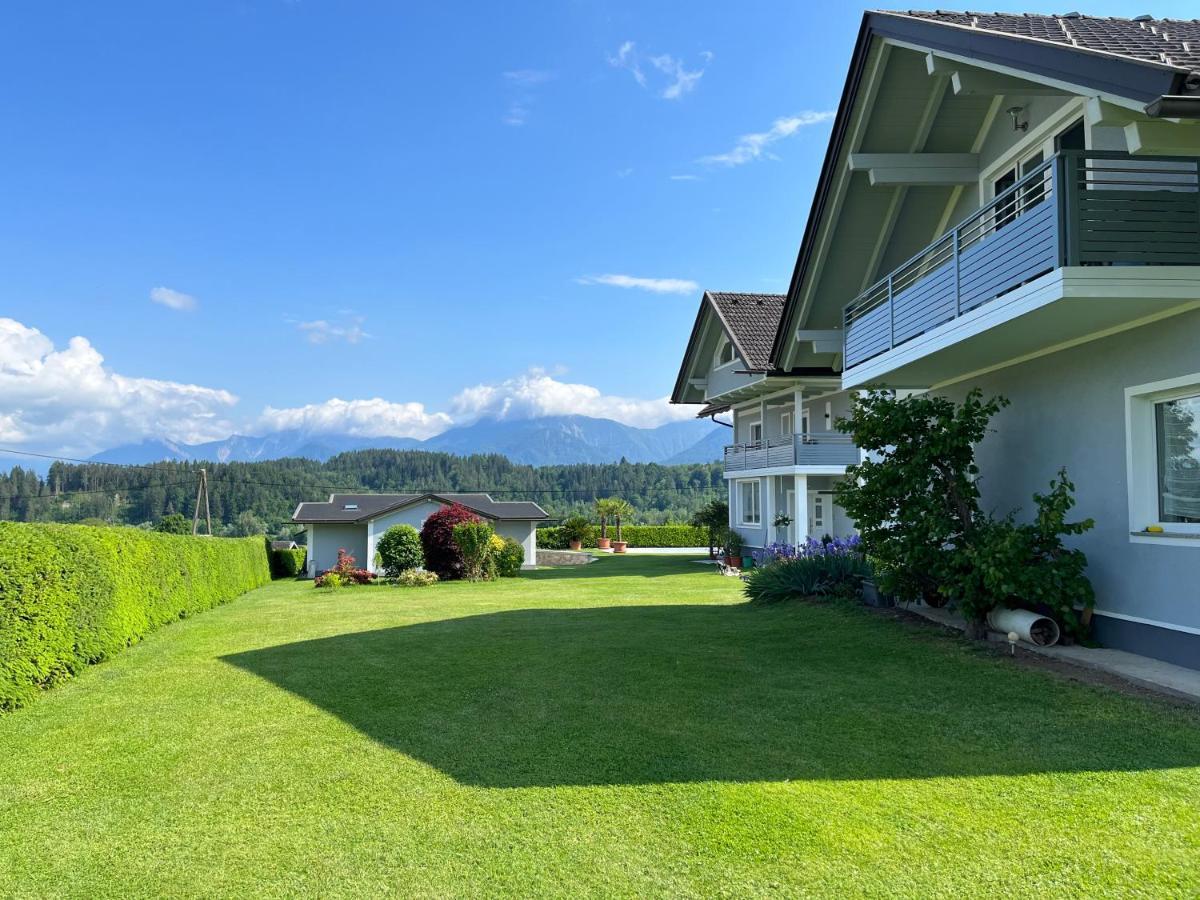 Das Bergl Rosegg Bagian luar foto