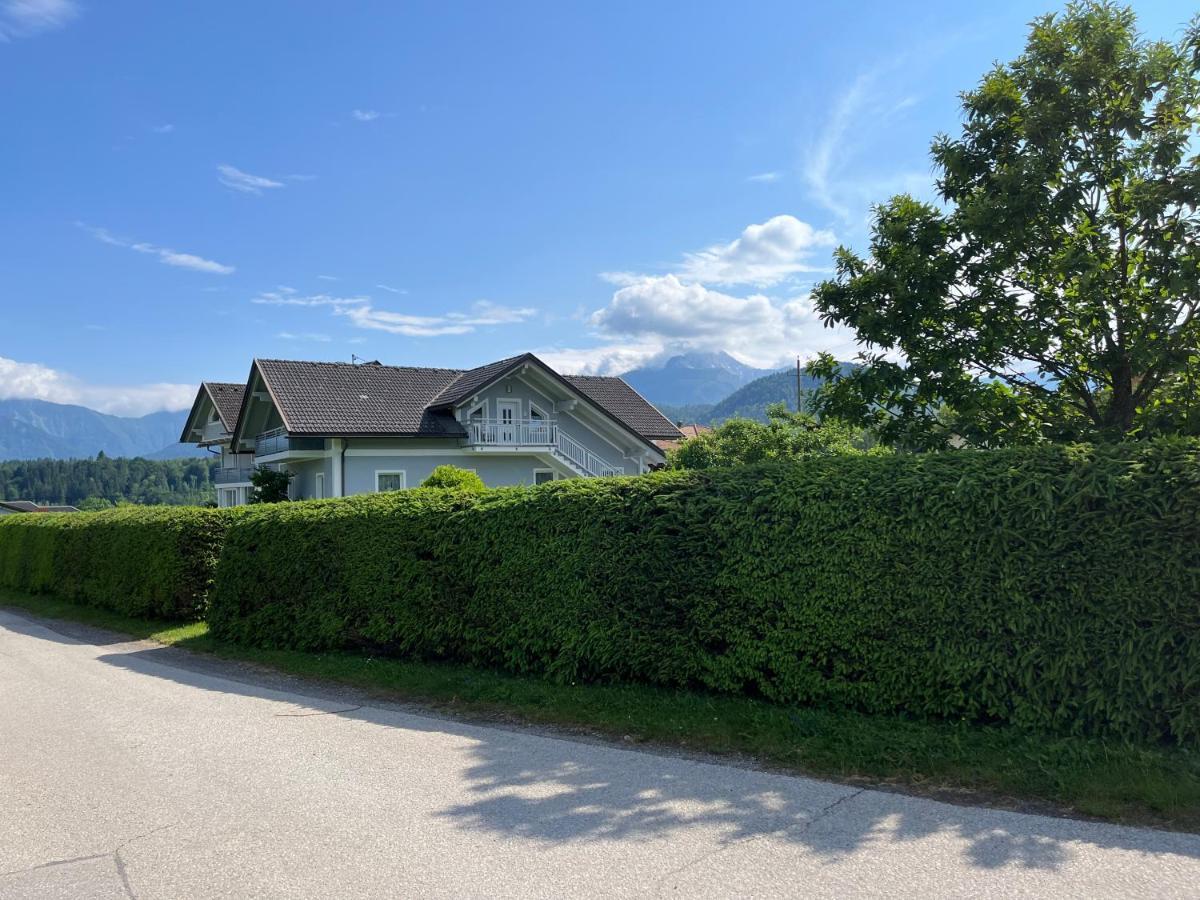 Das Bergl Rosegg Bagian luar foto