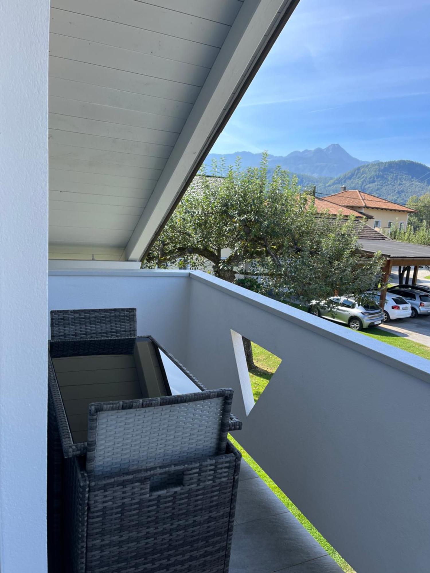Das Bergl Rosegg Bagian luar foto